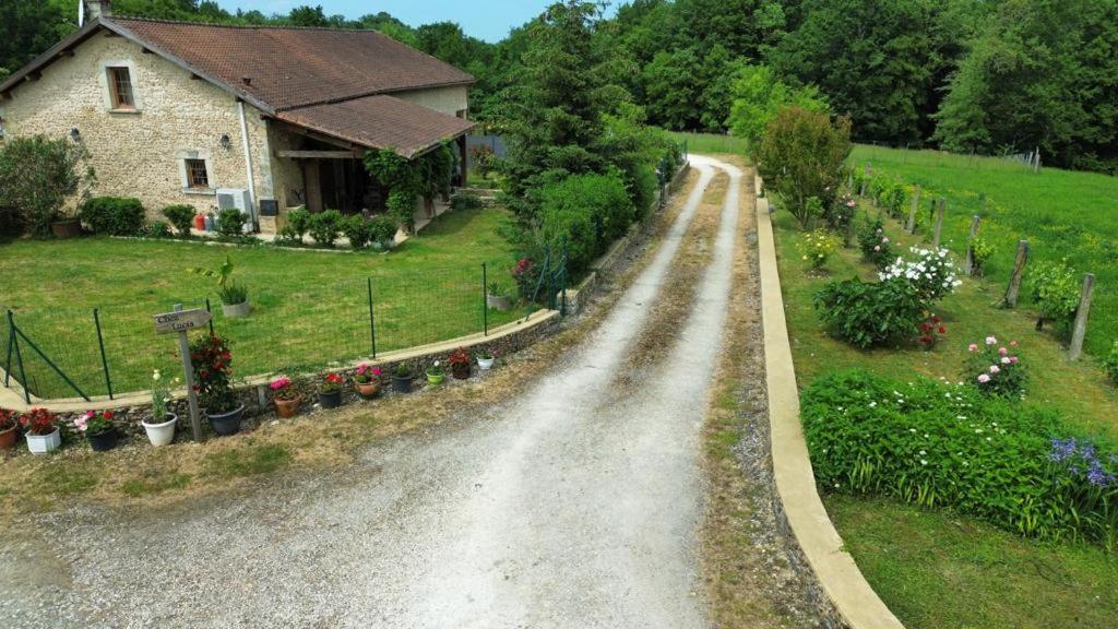 Ferienwohnung Chez Lucia A 15Min De Perigueux A 6Km Autoroute A89 Eglise-Neuve-de-Vergt Exterior foto